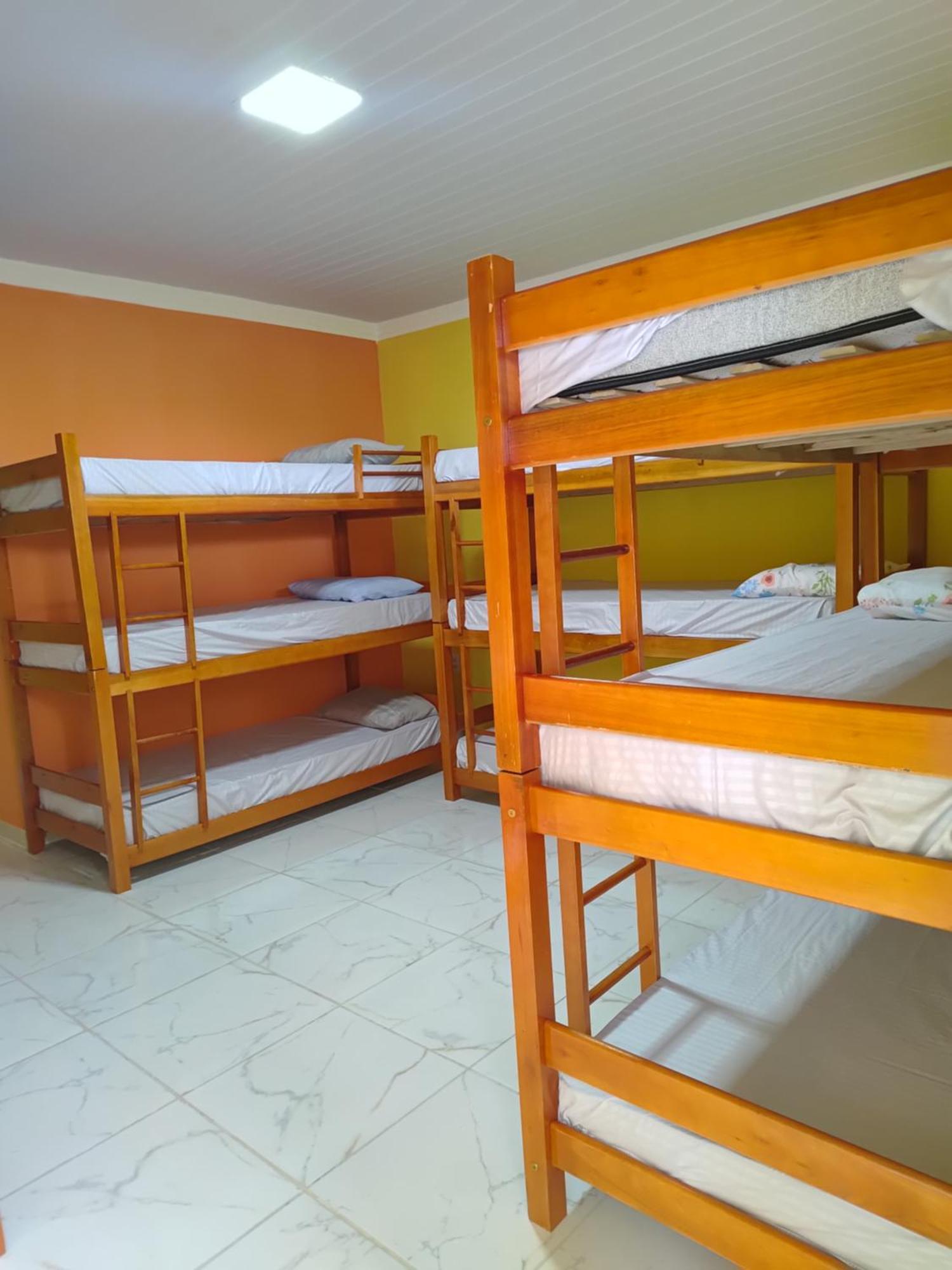 Paraiso Beach Hostel E Pousada Санта-Крус-Кабралія Екстер'єр фото