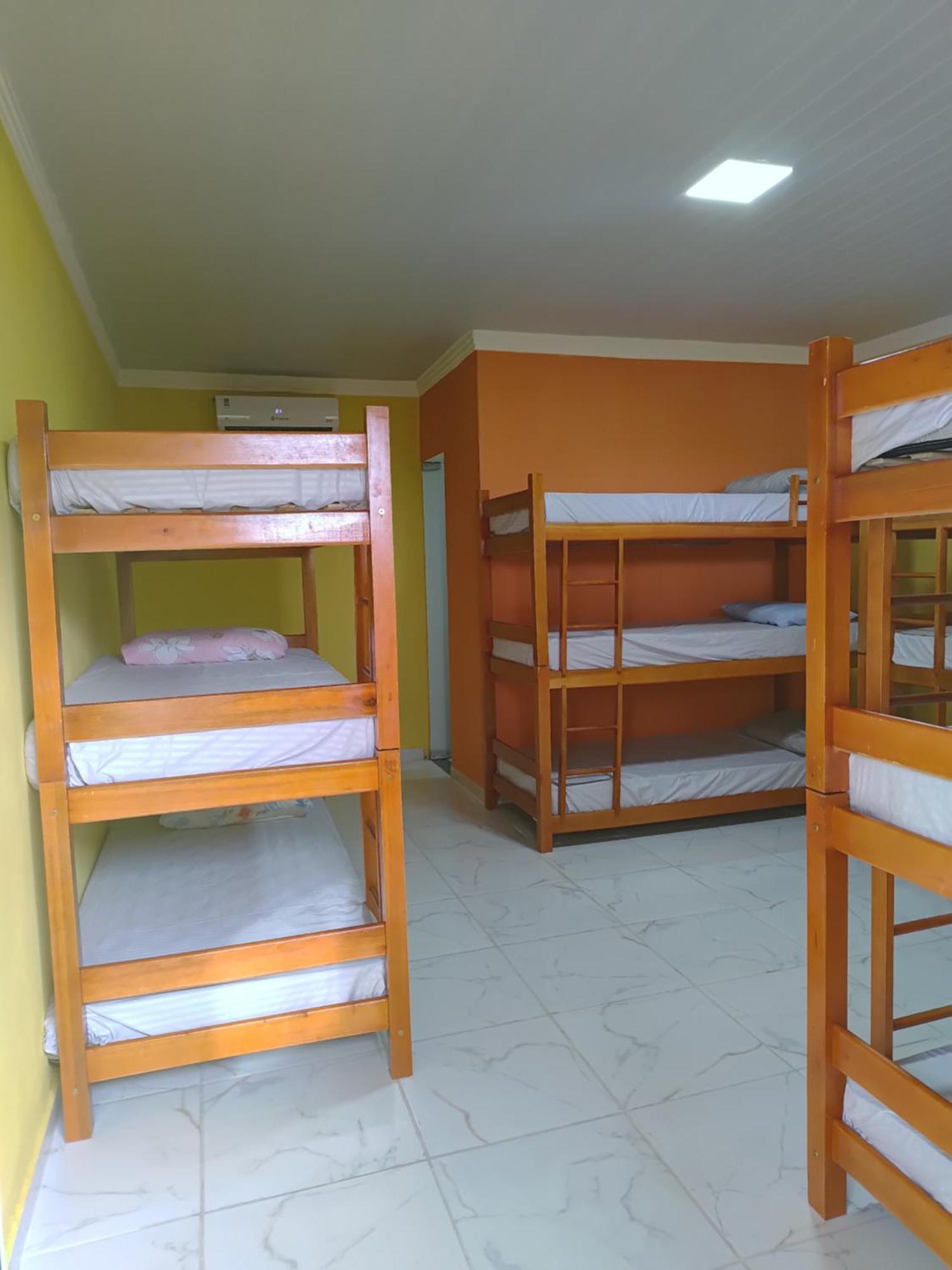 Paraiso Beach Hostel E Pousada Санта-Крус-Кабралія Екстер'єр фото